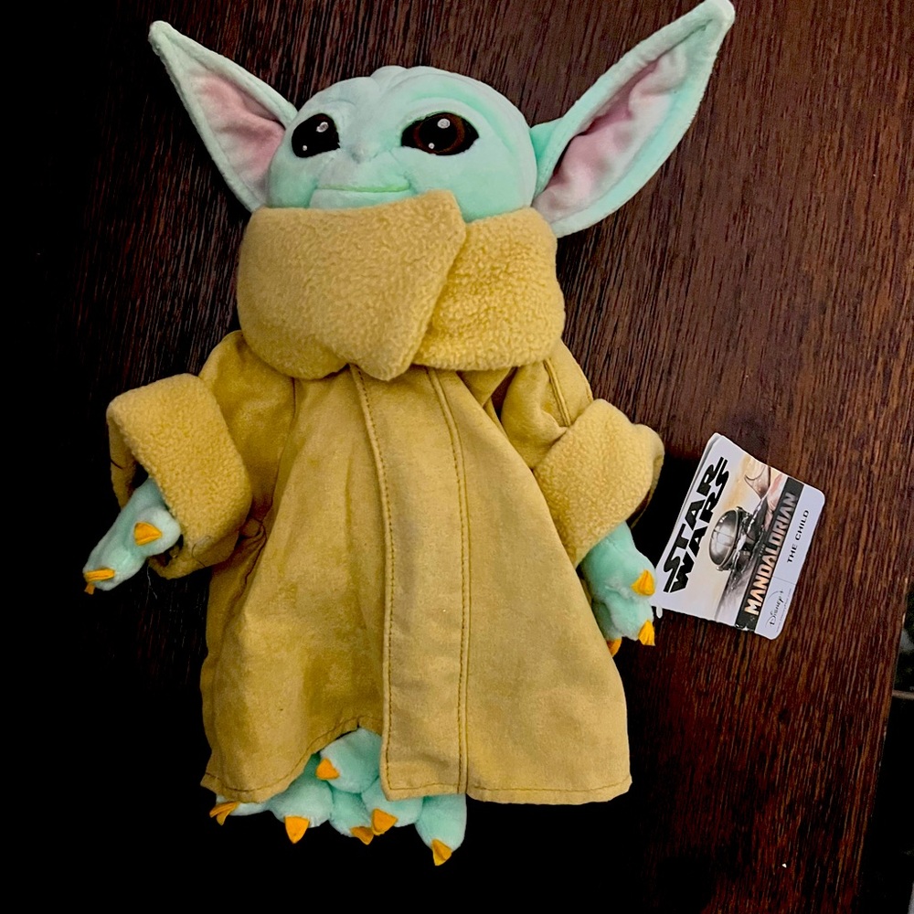 Star Wars Mandalorian “The Child” Disney  About 11.5 inches long